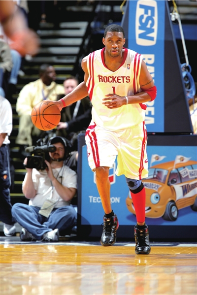 亚泰官方：蒋哲担任亚泰U21助教，李尚文担任亚泰U14主教练（亚泰官宣：蒋哲任U21助教，李尚文出任U14主教练）